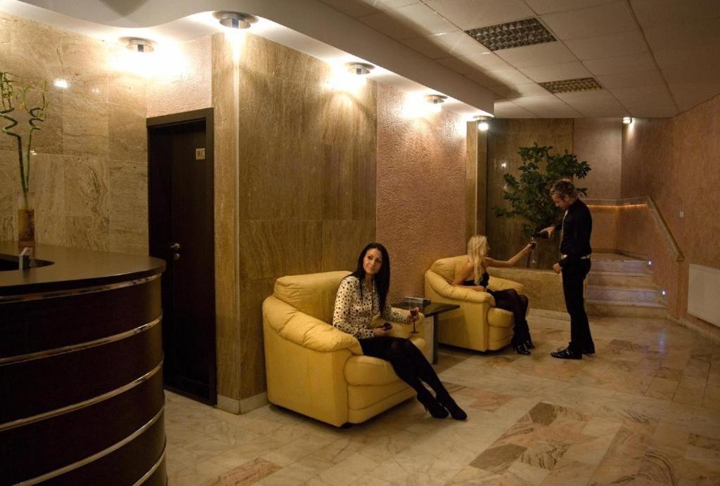 Hotel Decentria Timisoara Exterior photo