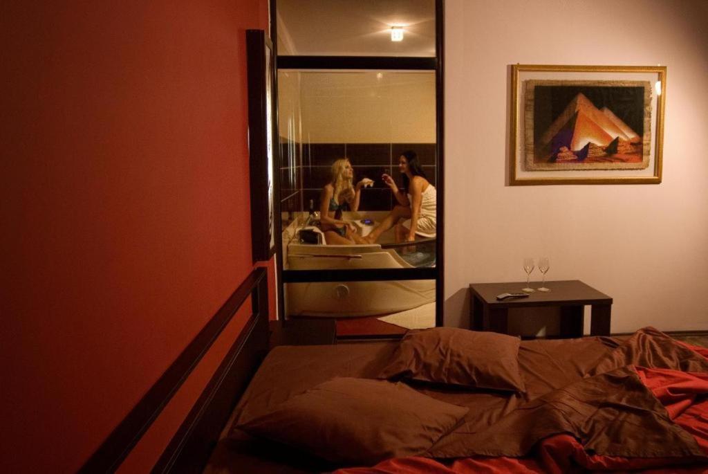 Hotel Decentria Timisoara Exterior photo